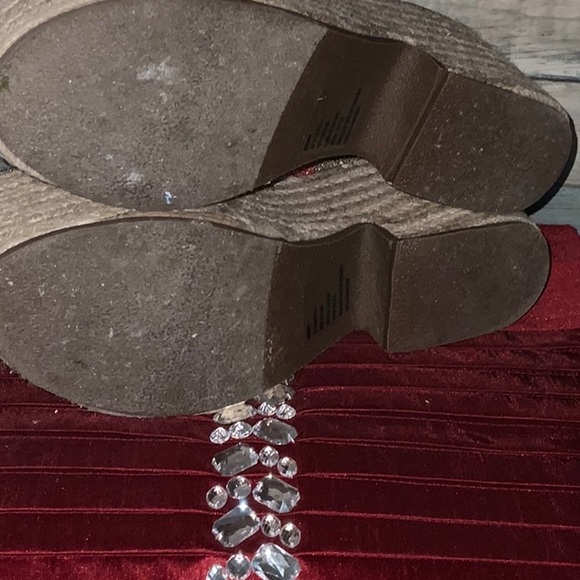 Coral Glitter Platform Sandal - Picture 9 of 9